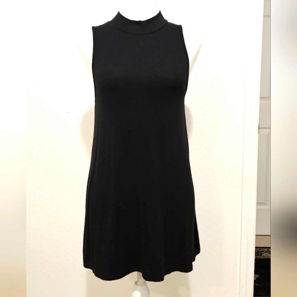 Black Elegant Mock Neck Top Size S